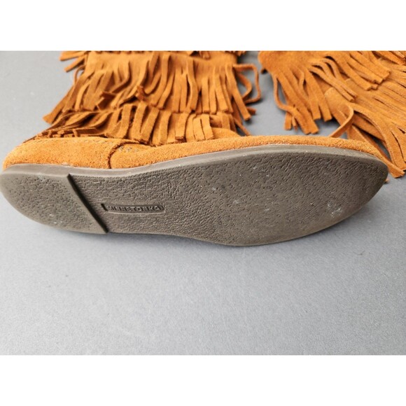 Women's Boot Size 10 Minnetonka Moccasin 1632 Brown Suede 3 Layer Tiered Fringe - Picture 2 of 8